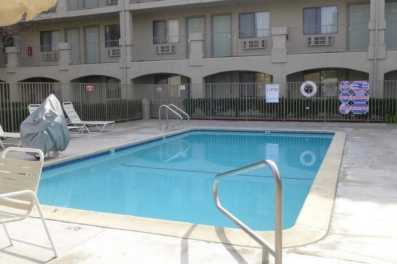 Inn At Rohnert Park Exterior foto